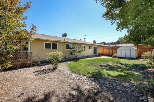 2527 Tachevah Dr, Santa Rosa, CA 95405-8064