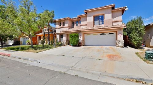 1364 Yukon Ave, Perris, CA 92571-9406