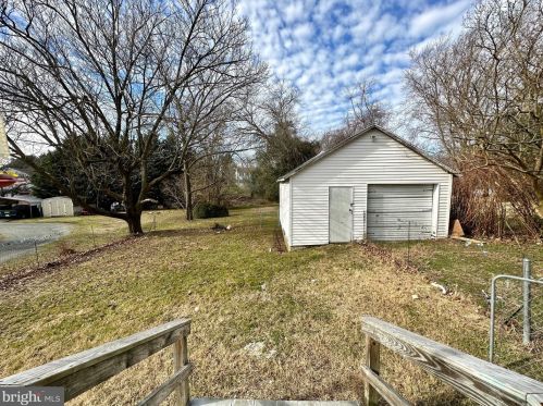 200 Truitt Ave, Slaughter Beach DE  19963-1151 exterior