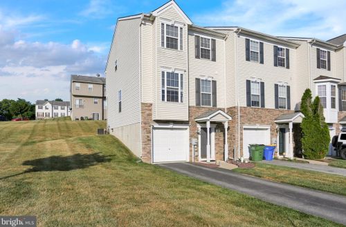 163 Bruaw Dr, York, PA 17406-6502