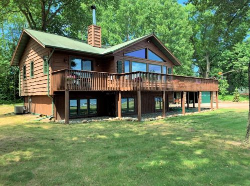 22032 Lake Hubert Dr, Brainerd, MN 56401-7058