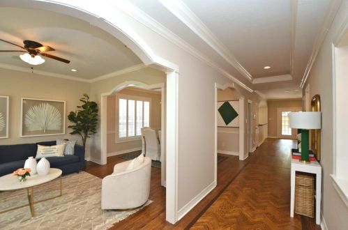 5211 Beech St, Bellaire TX  77401-3328 exterior
