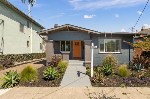 486 59th St, Oakland, CA 94609-1538