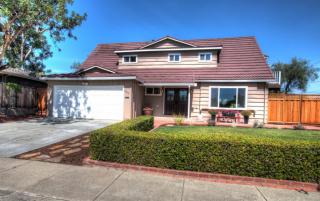 20173 Apple Tree Ln, Cupertino CA  95014-2001 exterior