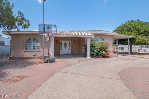 3133 Iroquois Ave, Tucson, AZ 85705-9311