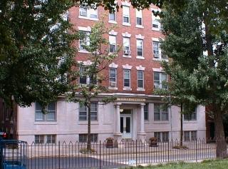 2300 Pine St, Philadelphia PA  19103-6438 exterior