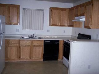 4104 Rocky Beach Dr, Las Vegas NV  89115-1292 exterior