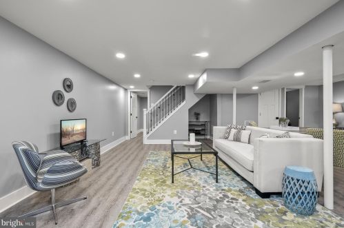 6018 River Meadows Dr, Columbia MD  21045-3825 exterior