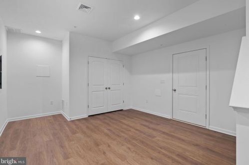 155 High Pointe Dr, Hummelstown, PA 17036