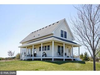 10517 118th St, Stillwater, MN 55082-9418