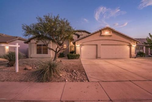 1133 Betsy Ln, Gilbert, AZ 85296-9721