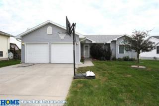 920 Garden St, Bennet, NE 68317-2283