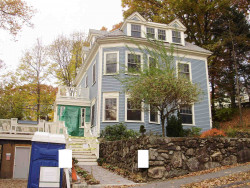 41 Everett St, Newton, MA 02459-1926