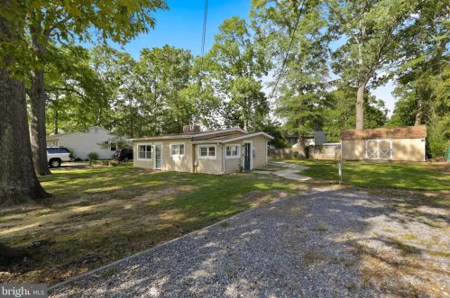 1639 Elkridge Dr, Edgewater, MD 21037-1829