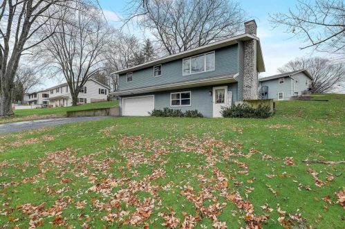 604 Central Ave, Deerfield, WI 53531-9624