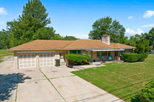 1312 Meyers Rd, Flowerfield, IL 60148-4725