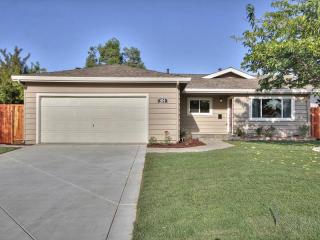 454 Calado, Campbell CA  95008-1505 exterior