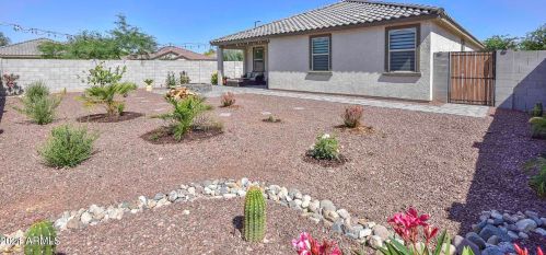 17193 Straight Arrow Ln, Sun City AZ  85387 exterior