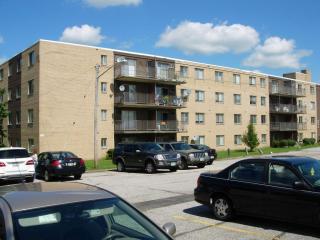 1501 Summit Blvd, Cleveland OH  44147-2433 exterior