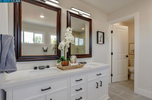 1757 Eucalyptus Ct, Concord CA  94521-1015 exterior