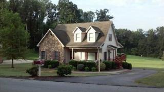 603 Golf Course Dr, Elizabethton, TN 37643-5016