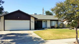 553 Sycamore Dr, Hanford, CA 93230-1443