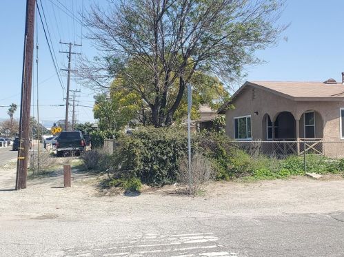 2548 Hall Ave, Riverside, CA 92509-2237