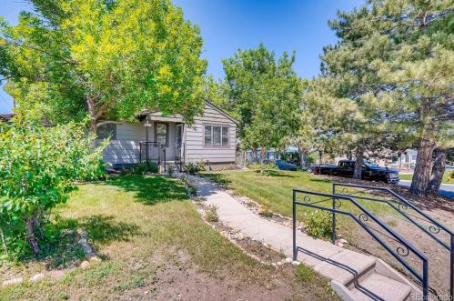 2657 Bayaud Ave, Denver, CO 80219-2163