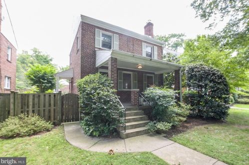 5231 Western Ave, Washington DC  20015-2126 exterior