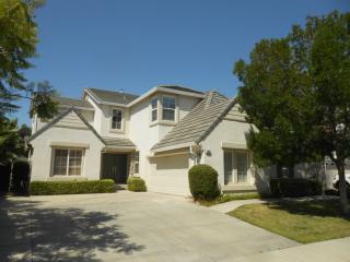 2485 Berryessa Ct, Tracy CA  95304-5824 exterior