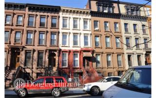 207 Hancock St, Brooklyn, NY 11216-2105