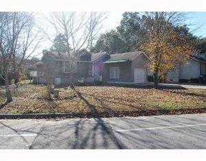 3 Deerwood Rd, Savannah, GA 31410-3172