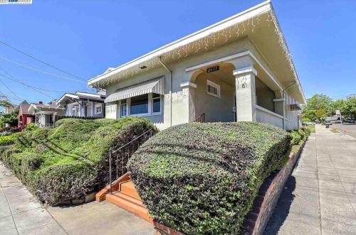 2627 55th Ave, Oakland, CA 94605-1010