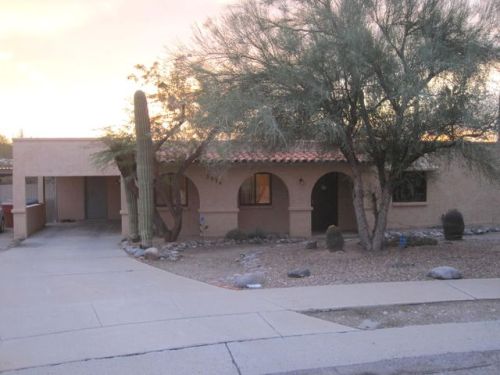 2334 Ironwood Ridge Dr, Tucson, AZ 85745-1372