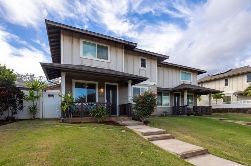 424 Malamalama St, Kapolei HI  96707-2094 exterior