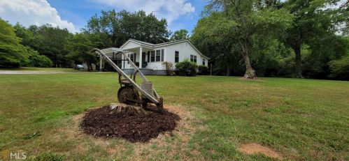 1243 Waterworks Rd, Commerce, GA 30529-4762