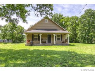 2200 96th St, Owasso, OK 74073-4310