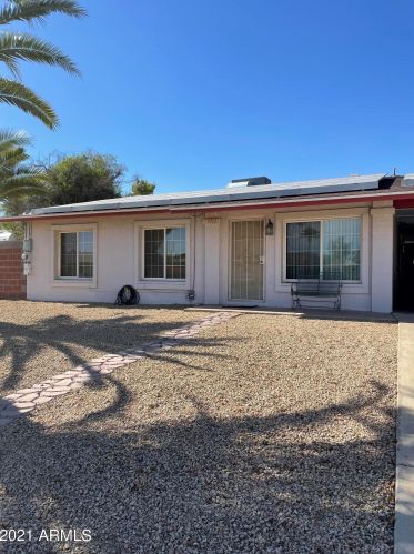 3712 Acoma Dr, Phoenix, AZ 85032-5211