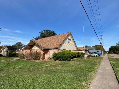 1701 Atlanta St, Deer Park, TX 77536-4601