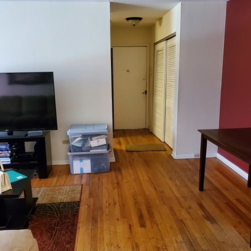 1626 Estes Ave, Chicago, IL 60626-2582