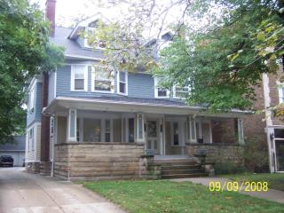 10415 Clifton Blvd, Cleveland OH  44102-1517 exterior