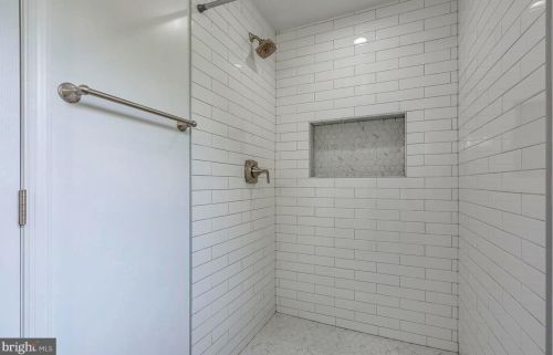 3720 Shepherd St, Brentwood MD  20722-1444 exterior