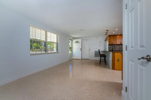 646 Aqui Esta Dr, Punta Gorda, FL 33950-7002