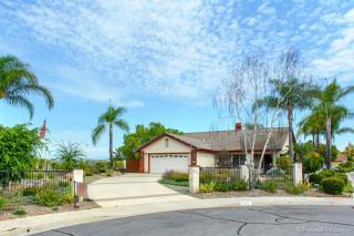 1356 Clear Crest Cir, Vista CA  92084-3742 exterior