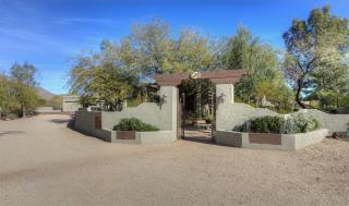 12430 Cayuse Ct, Scottsdale AZ  85259-6139 exterior