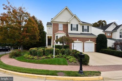 9235 Old Beech Ct, Lorton, VA 22079-4700