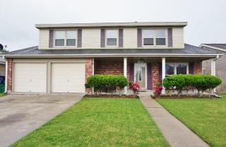 1449 Alison St, Gretna, LA 70056-8601