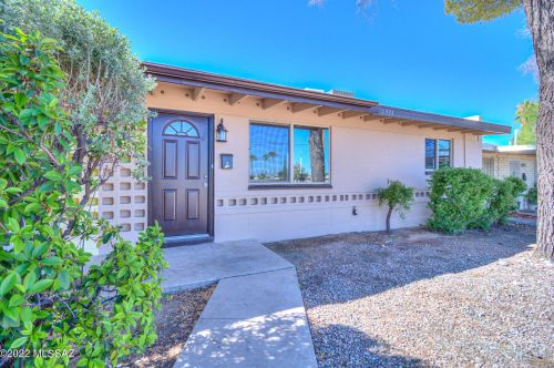 1334 Irvington Rd, Tucson, AZ 85714-3220