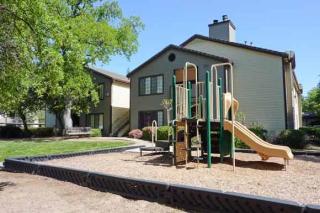 1200 Creekside Dr, Folsom CA  95630-3431 exterior