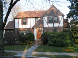 134 Woodcliff Rd, Newton, MA 02461-1846